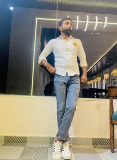Peterson - Male escort in Dehradun, Uttarakhand Photo 10 of 12