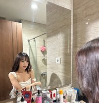 Petite Asian Girl - puta in Bali Photo 8 of 8