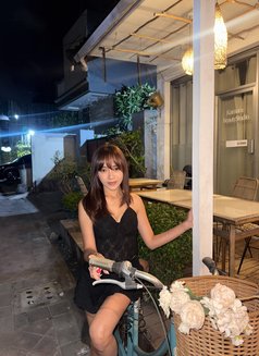Petite Sweet Chinese Girl - escort in Bali Photo 5 of 6