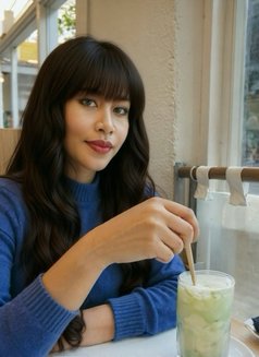 Petite companion - escort in Hong Kong Photo 7 of 17