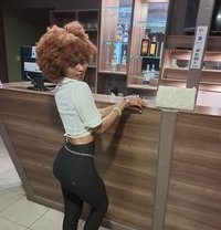 Maggie 🦋 Petite❣️juicy⚜️ - puta in Nairobi
