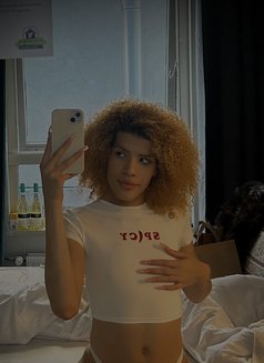 PETITE LEXI - Transsexual escort in Shanghai Photo 3 of 8