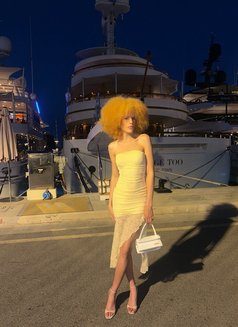 PETITE LEXI - Transsexual escort in Shanghai Photo 8 of 8