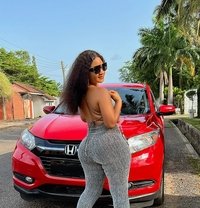 Petite - escort in Accra