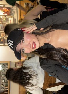 Petite Princess - escort in Phuket Photo 2 of 4