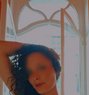 Petite Princess Jess - puta in London Photo 1 of 3