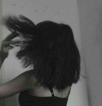 Petite sexy baby New in Dubai - puta in Dubai