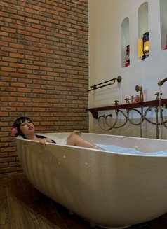 Petite Sexy IDOL JUST ARRIVED - escort in Singapore Photo 27 of 28