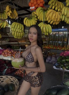 Petite transpinay with a big dick - Transsexual escort in Cebu City Photo 15 of 16