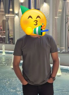 Petrick - Male escort in Ahmedabad Photo 3 of 5