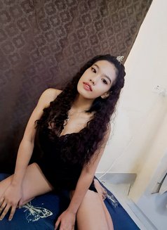 Peya - escort in Doha Photo 8 of 13