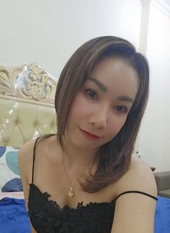 Peya - puta in Doha Photo 7 of 10