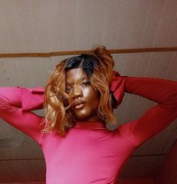 PHaE - Acompañantes transexual in Abuja