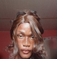 PHaE - Transsexual escort in Abuja