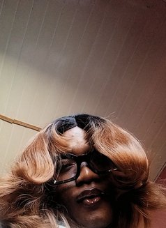 PHaE - Transsexual escort in Abuja Photo 3 of 8