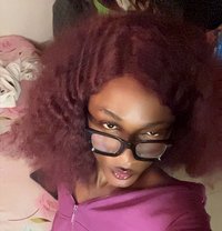 PHaE - Transsexual escort in Abuja