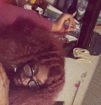 PHaE - Transsexual escort in Abuja