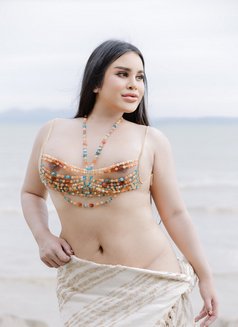 Phakwaran - Transsexual escort in Al Ain Photo 8 of 19