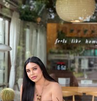 Phakwaran top&bottom - Acompañantes transexual in Al Ain