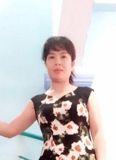 Pham Thi Hong - escort in Jeddah Photo 3 of 5