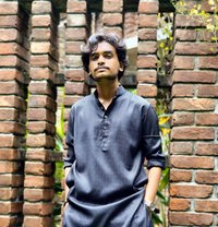 Phantom 16 - Acompañantes masculino in Dhaka