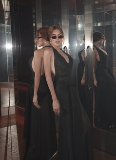 Pharsa - Transsexual escort in Manila Photo 1 of 1