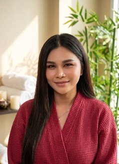 Phat tee Relaxation massage - escort in Muscat Photo 6 of 9