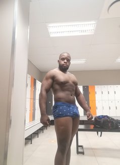 Phatho - Male escort in Johannesburg Photo 2 of 2