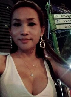 Phatty696969 - Transsexual escort in Bangkok Photo 6 of 8
