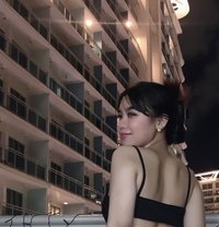 Young Fresh asian girl for youre fantasy - puta in Tangier Photo 1 of 5