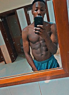 Pheelz - Acompañantes masculino in Nairobi Photo 2 of 3