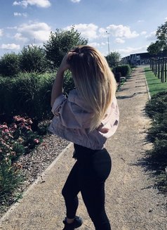 Phellah - escort in Erbil Photo 2 of 2