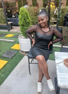Phey - Acompañante in Nairobi Photo 7 of 8