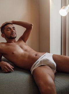 Philippe Patek - Male escort in Albufeira Photo 3 of 7