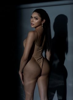 REALPORNSTAR / ONLY FOR SURE CLIENTS - Transsexual escort in Angeles City Photo 14 of 23