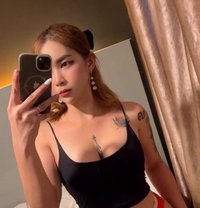 Philippines Chinese VERSATILE - Transsexual escort in Kuala Lumpur