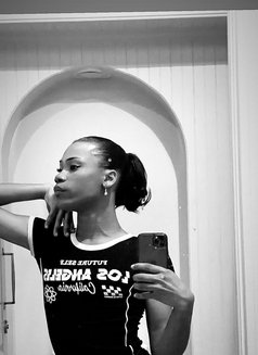 Philly Barbie - Acompañantes transexual in Cape Town Photo 4 of 11