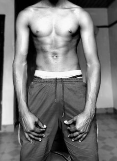 Phina - Male escort in Nairobi Photo 1 of 1