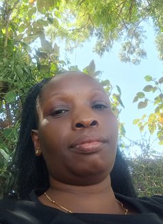 Phliz - escort in Nairobi Photo 1 of 2