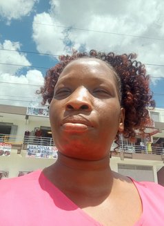 Phliz - escort in Nairobi Photo 2 of 2
