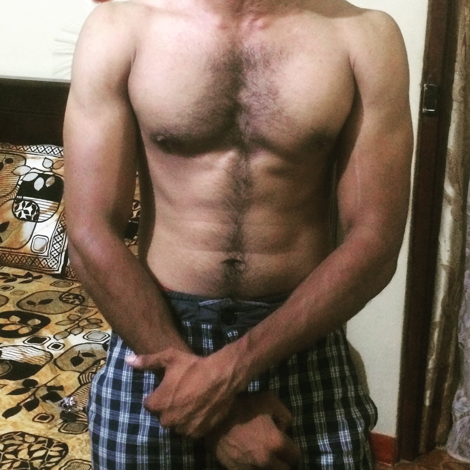 Phoenix, Sri Lankan Male escort in Colombo