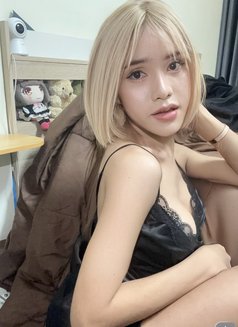 Phoylee - Transsexual escort in Bangkok Photo 2 of 5