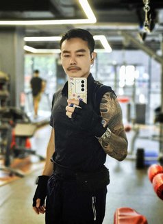 Phum - masseur in Bangkok Photo 8 of 11