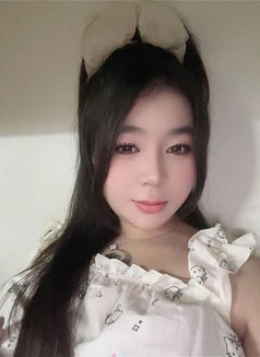 Phuong Vn - puta in Dubai Photo 2 of 5