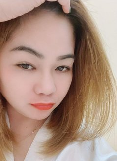 Pia - puta in Dubai Photo 2 of 20