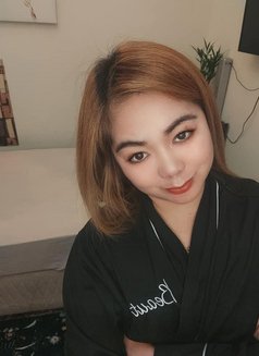 Pia - escort in Dubai Photo 22 of 29