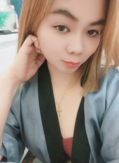 Pia - escort in Dubai Photo 24 of 29