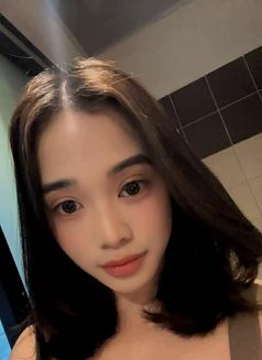 PIA - Male escort in Al Ain Photo 5 of 7