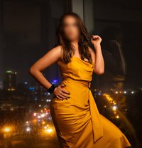 Pia Gray - puta in Perth
