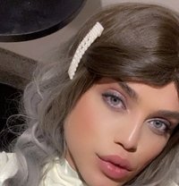 Pia Lebanon - Agencia de acompañantes transexuales in Dubai